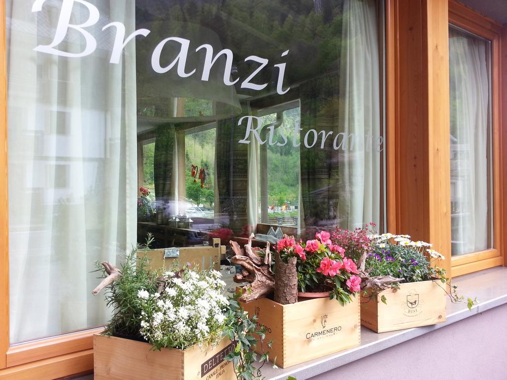 Hotel Pedretti Branzi Luaran gambar