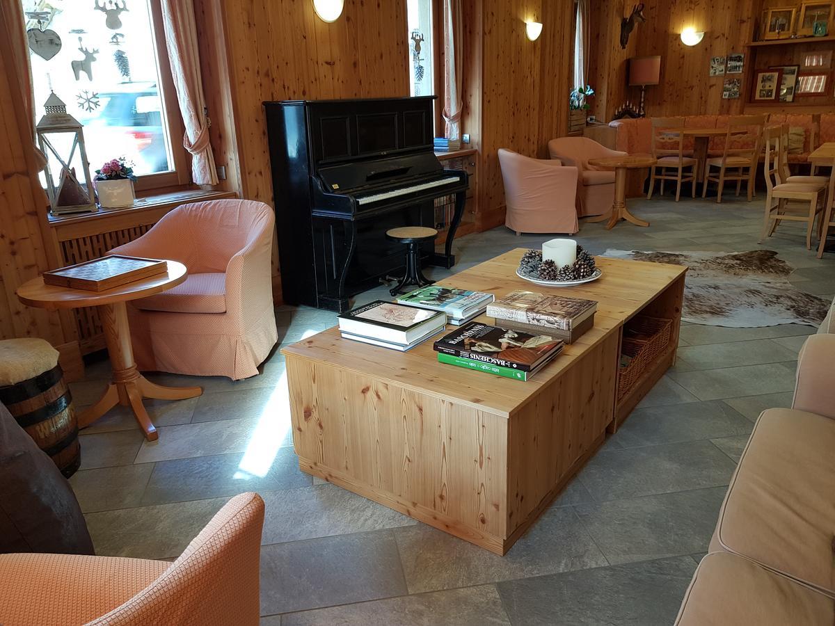 Hotel Pedretti Branzi Luaran gambar