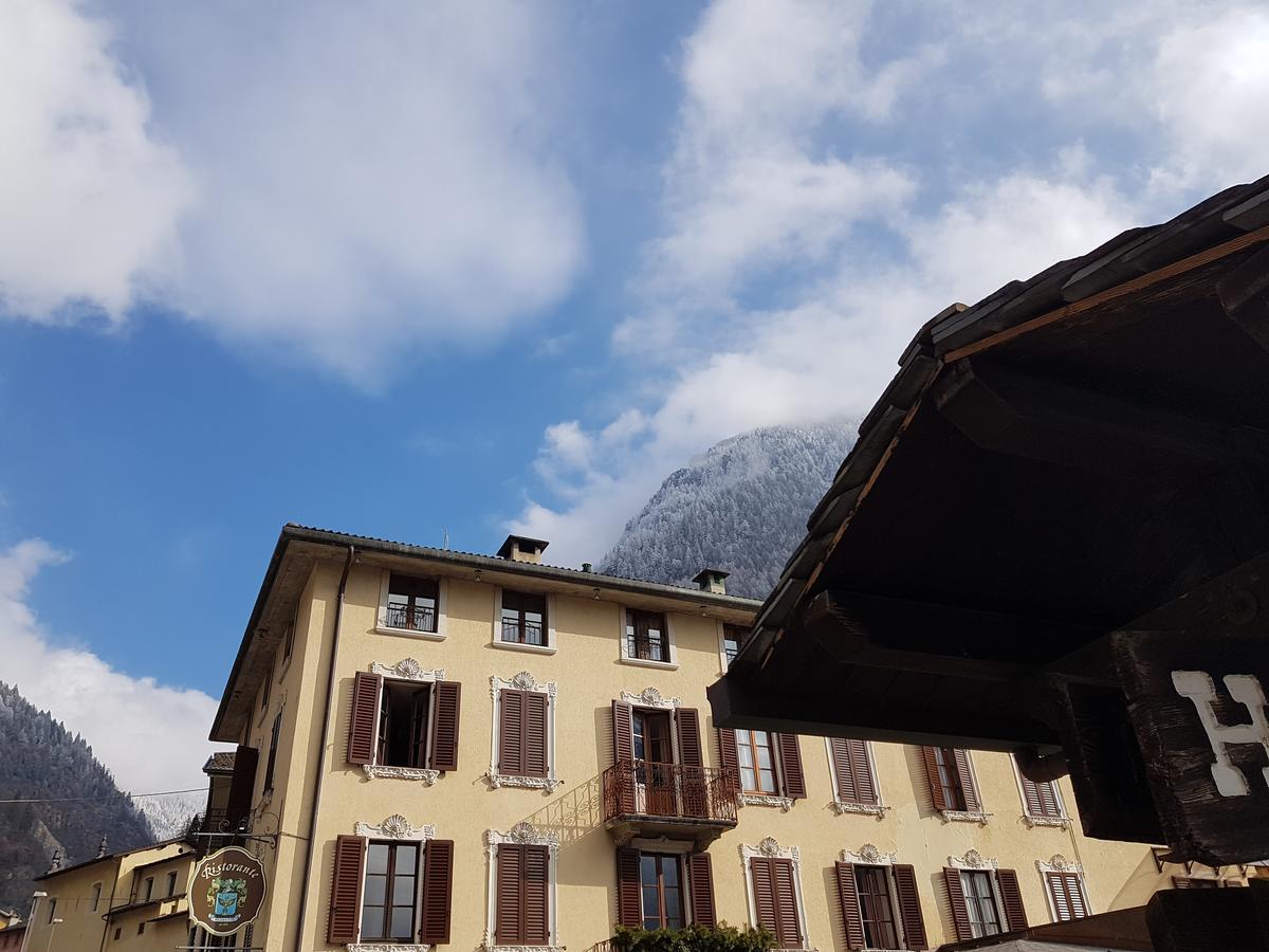 Hotel Pedretti Branzi Luaran gambar