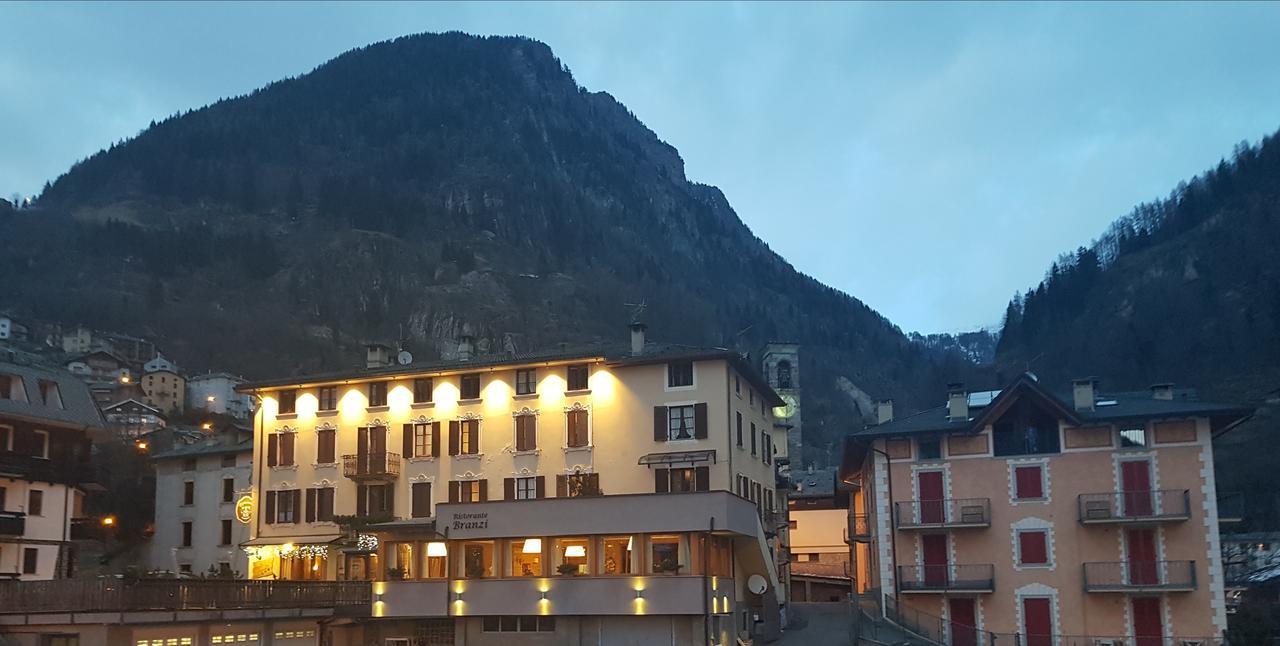 Hotel Pedretti Branzi Luaran gambar